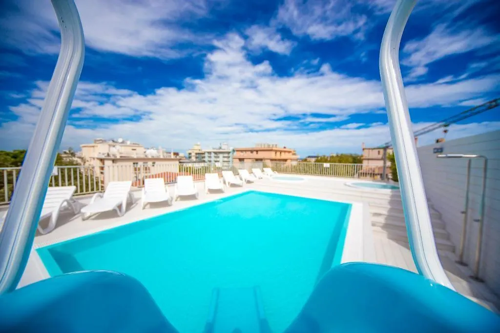 Ciccio Hotel-1