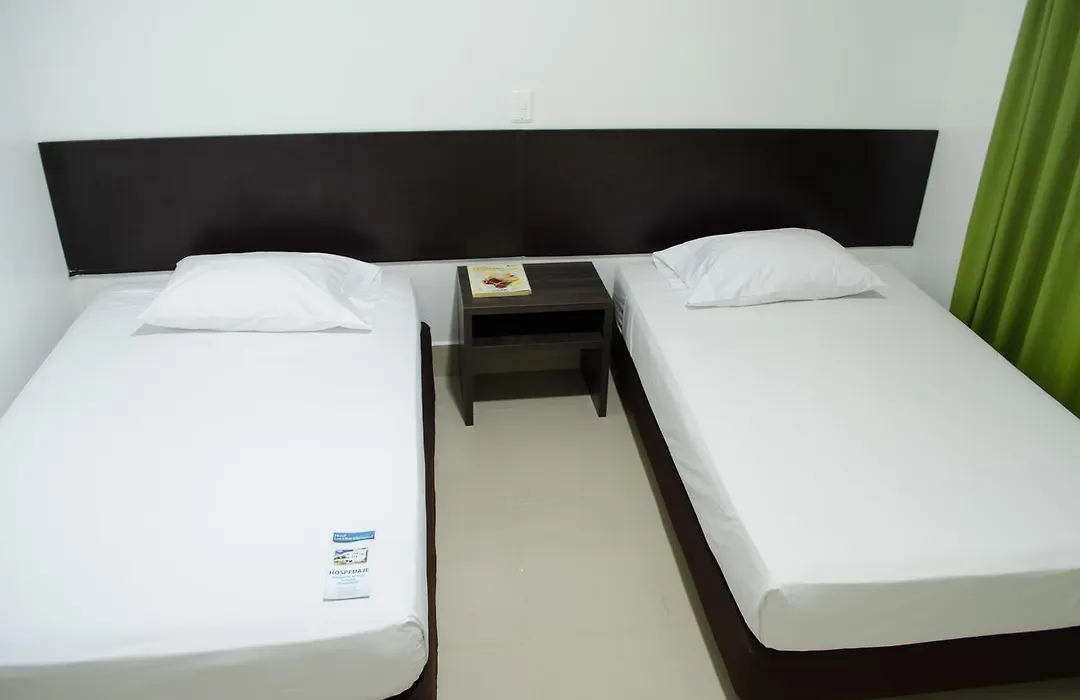 Hotel Las Olas Mamonal-1