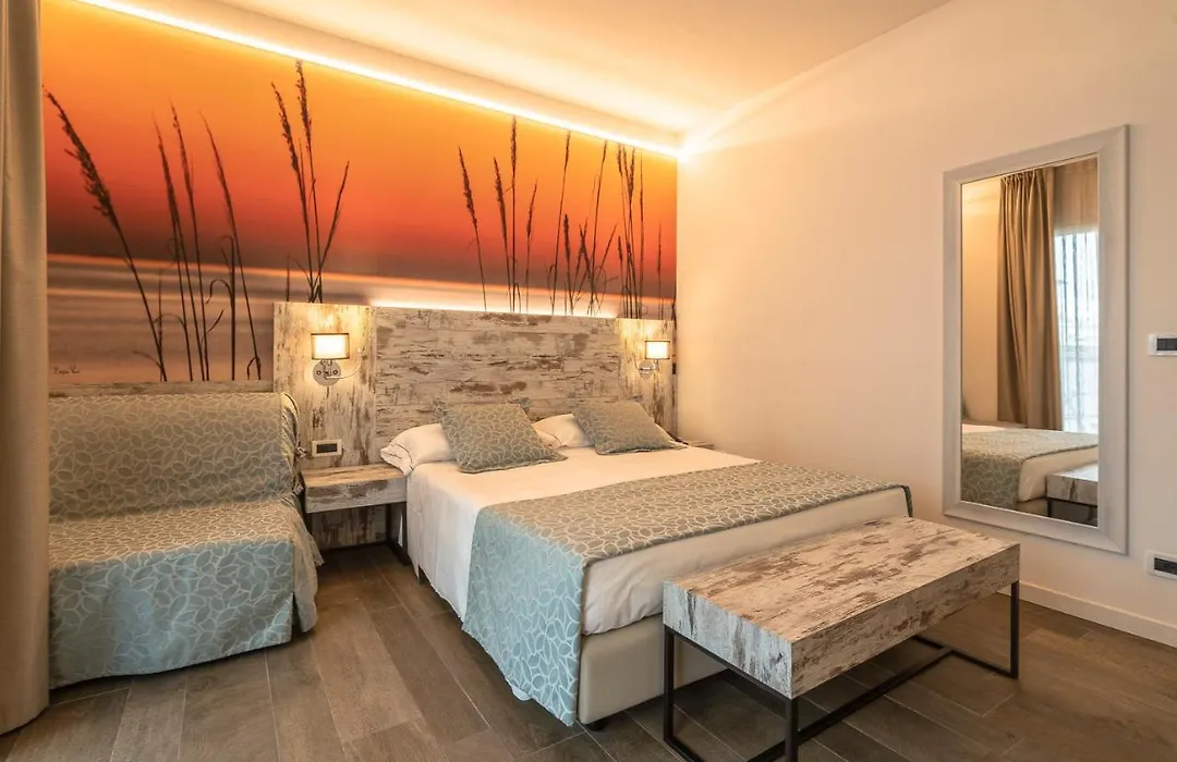 Hotel Ambassador-1