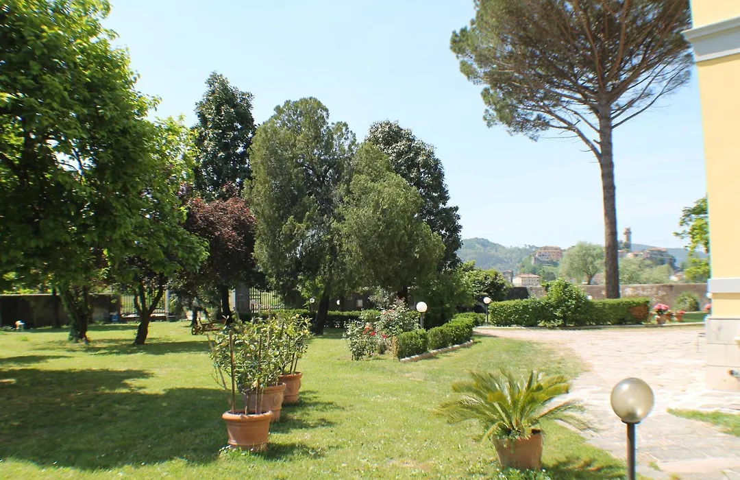 B&B Villa Pardi Lucca-1
