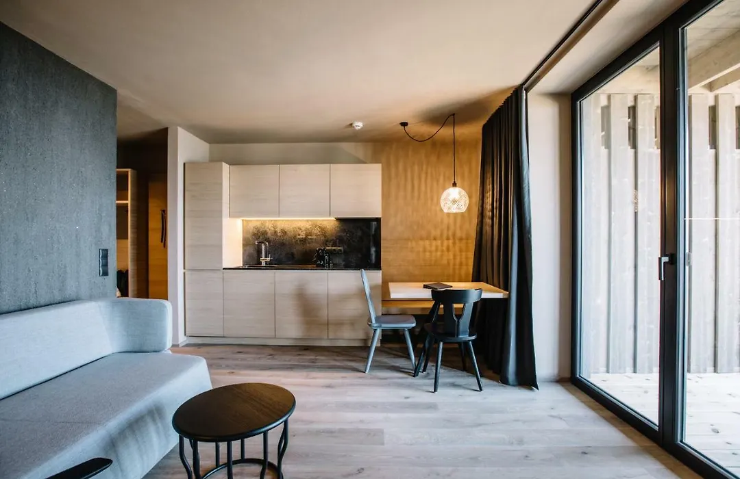 Panoramic Suites Winzerhoehe-1
