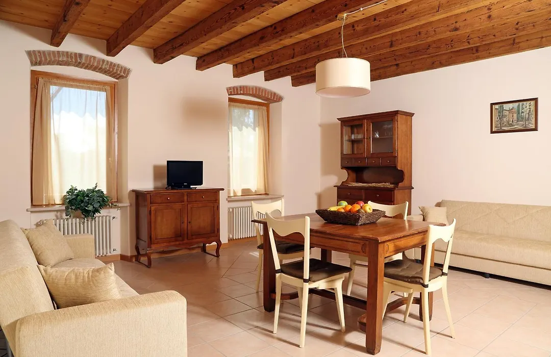 Residence Borgo Mondragon-1
