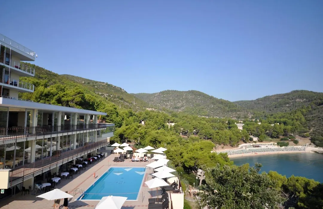 Hotel del Faro - Pugnochiuso Resort-1