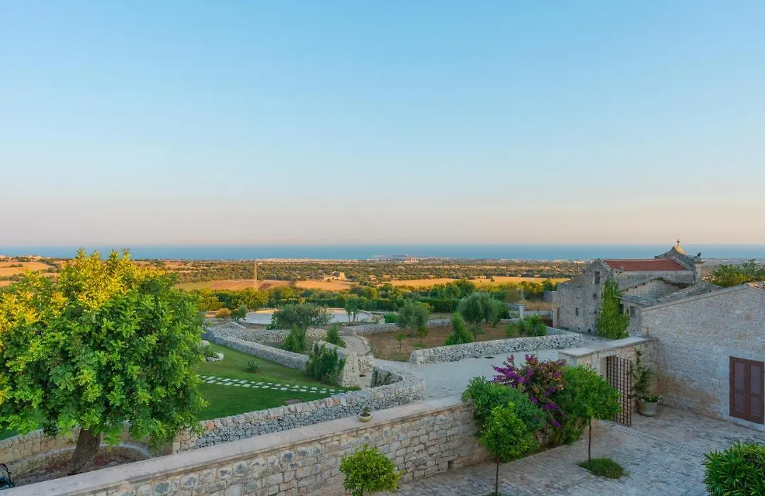 Baglio Cella - Appartamenti per Vacanze-1