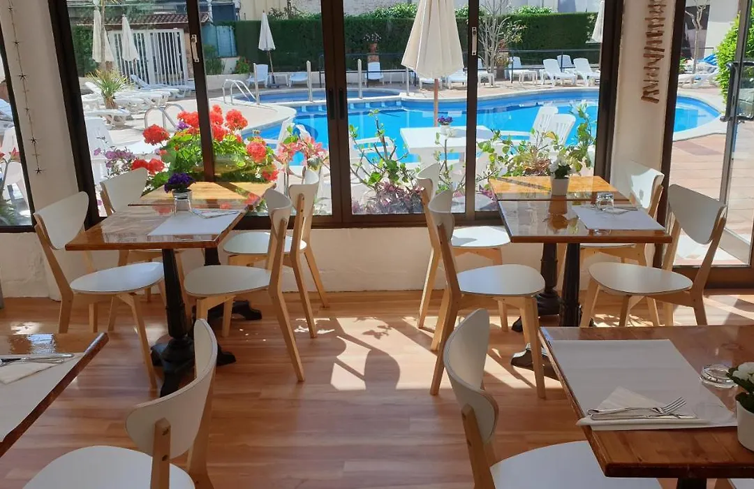 Hotel Mireia-1