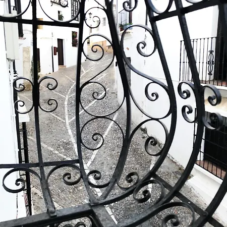 Salvatierra Guest House-2