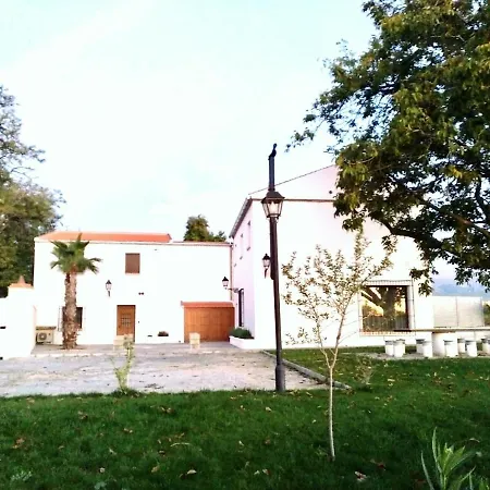 Complejo Rural Torres Y Navas-2