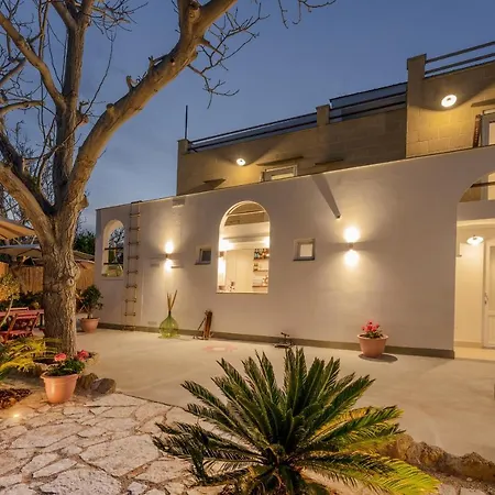 Cala Cala Rooms,Restaurant & Farm Experience-3