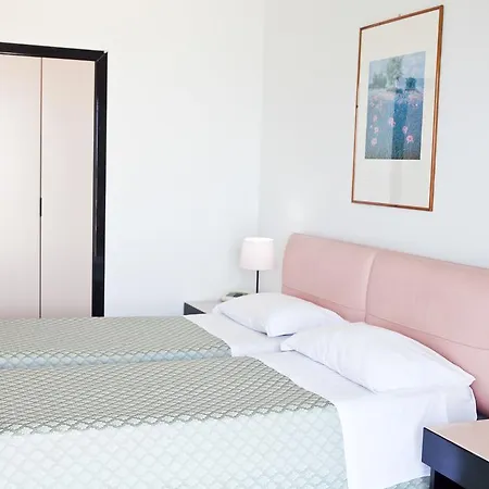 Hotel Club Helios-2