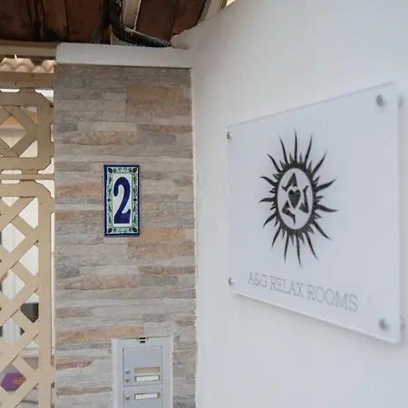 A & G Relax Rooms-3