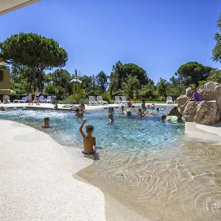 Bosco Canoro Bibione Residence-2