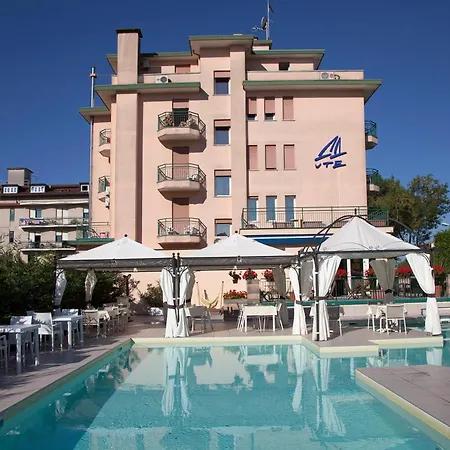 Ute Hotel-3