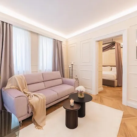 Naxi Suites-2