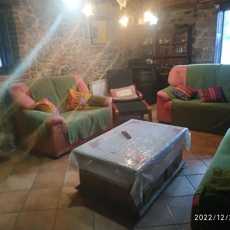LA NOZAL (piscina, barbacoa, jardín...)-2