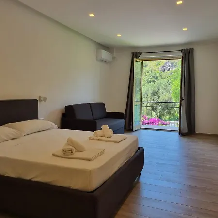 Marea Retreat Rooms-2