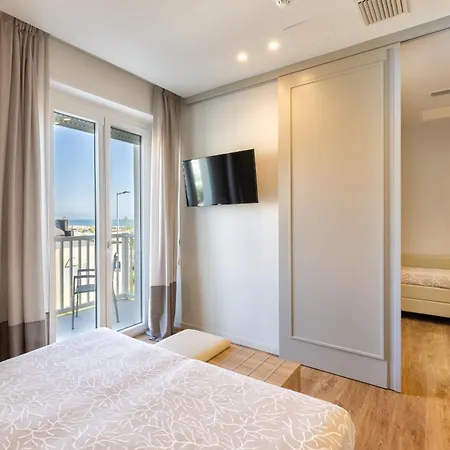 Hotel Gemma-3