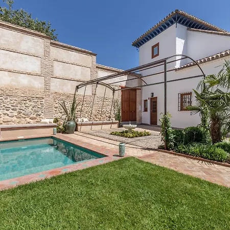 Chezmoihomes Carmen De Apperley-3