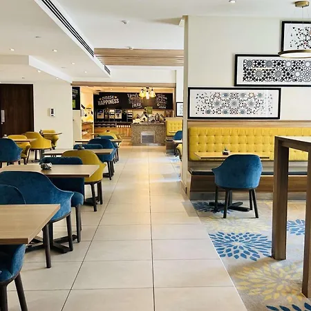 Hampton By Hilton Dubai Al Barsha-2
