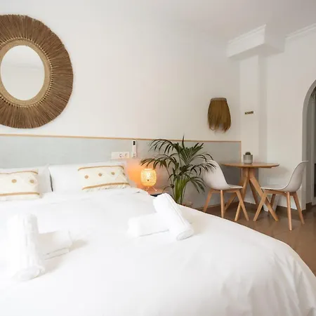 Naim Guest House Nerja - Adults Only-3