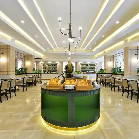 Twin Towers Hotel-3