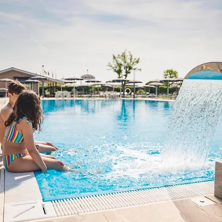 Hotel Baya - in centro, sul mare-3