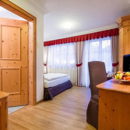 Posta Zirm Hotel-2