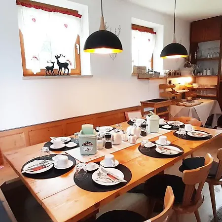 Homesuitehome-2