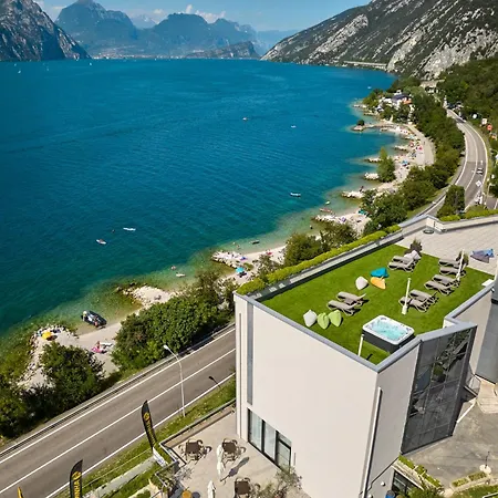 Wind Hotel-2