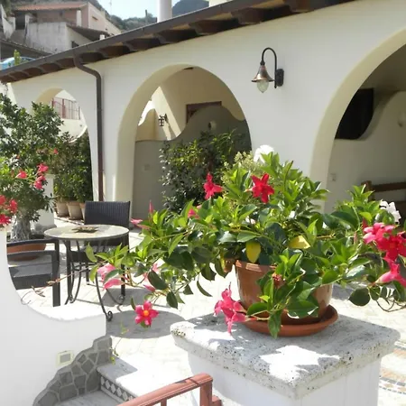 Hotel Borgo Eolie-3