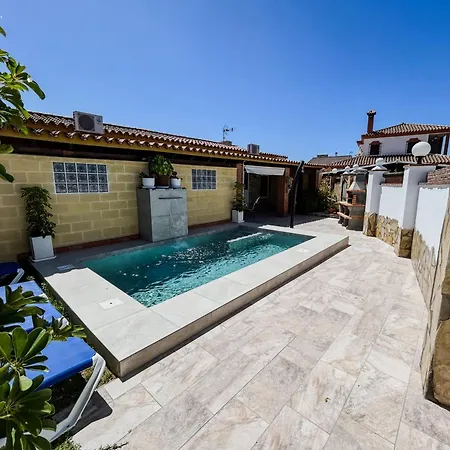 Villa Rosal- Solo familias y parejas-3