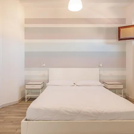 Marina di Petrolo Apartments-3