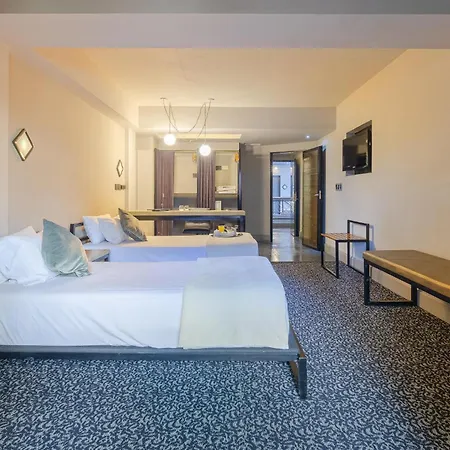Prodeo Hotel + Lounge-3