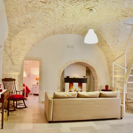 Trulli Moon-3