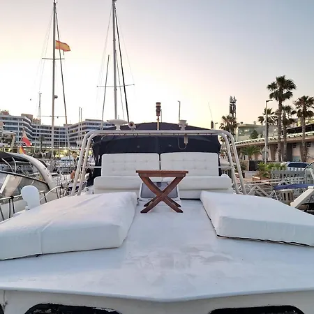 Classic Boat-2