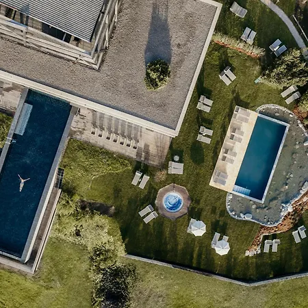 Green Luxury Hotel Pfoesl-2