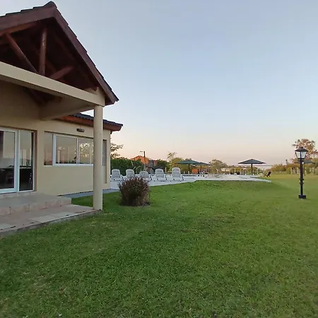 Brisas del Lago Apart y Hotel-3