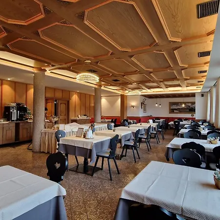 Solaia Hotel & Guesthouse-3