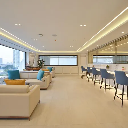 Centre Point Plus Hotel Silom-3