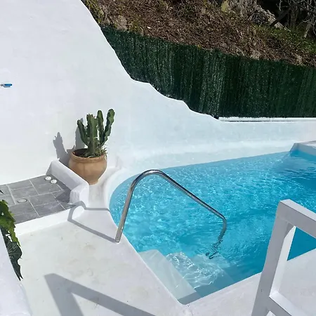 Villa Jardin piscina climatizada-2
