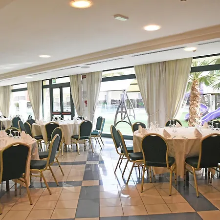 Park Hotel&Dependance con Spiaggia-2