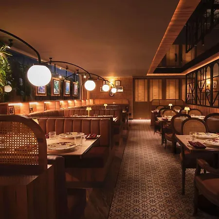 Park Plaza Bangkok Soi 18-2