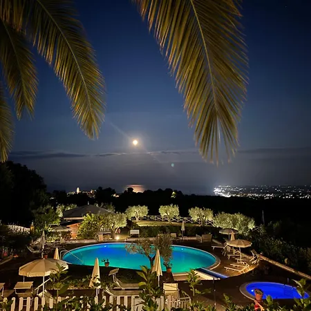 Hotel Le Cave-3