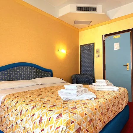 Hotel Soleblu-3