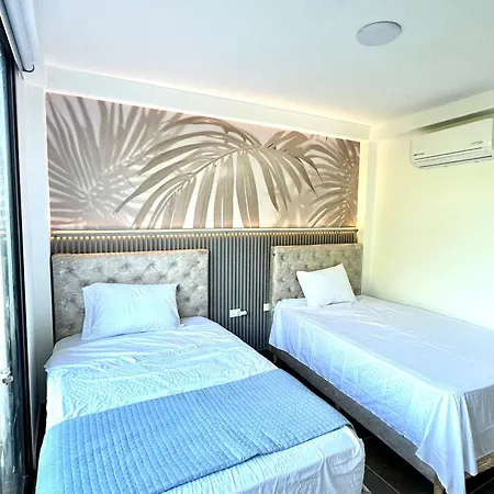 Cofradia Lodge-2