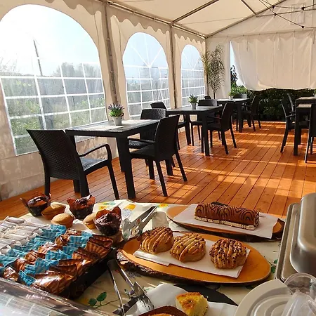 Parco Esmeralda - Family Residence E Breakfast-2