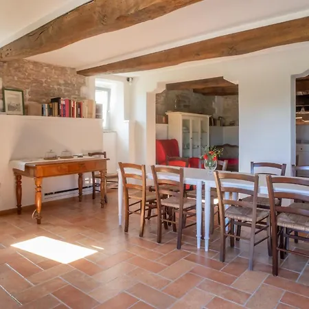 AGRITURISMO BUON VENTO, Appartamento PICCOLI SOLI una chic country house in Gubbio Italy-3