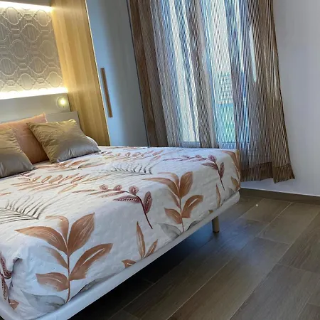 A Estrenar Villa Gallardo 3 con Piscina Privada - Soló Parejas o Familias-2