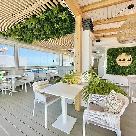 Hotel Apartamentos Marina Luz-3