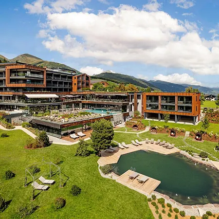 Sonnenberg Panorama Dolomites Wellbeing-3
