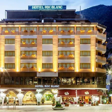 Roc Blanc Hotel & Spa-2